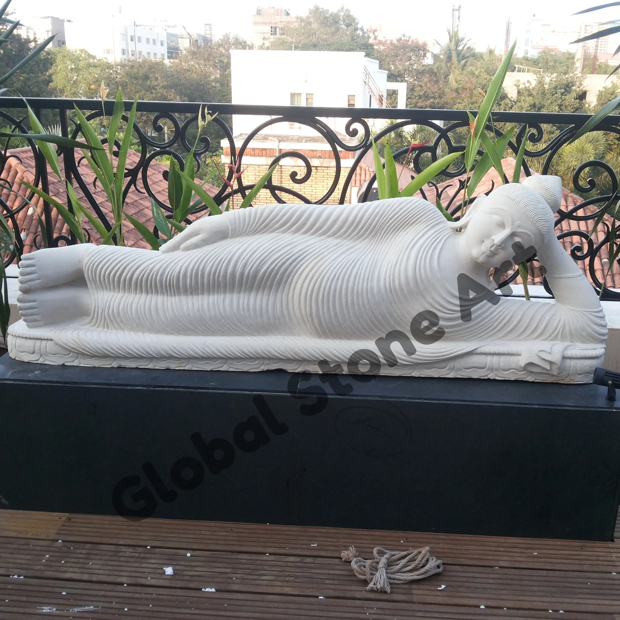 White Marble Reclining Buddha Statue for Balcony