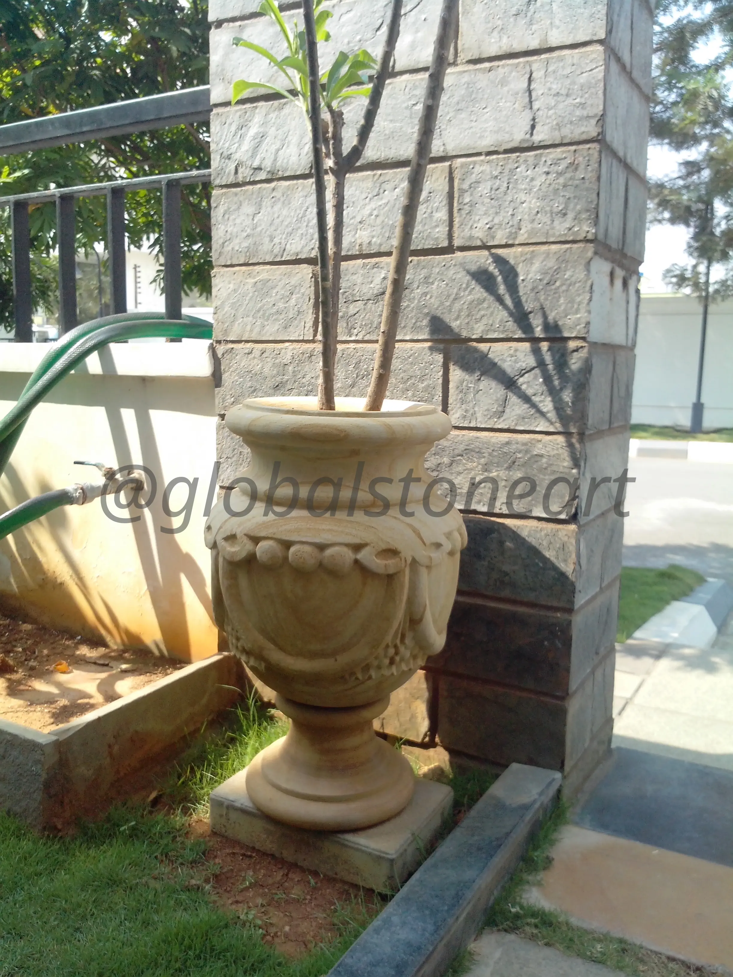 Draped Garland Sandstone Pedestal Urn for Gate
