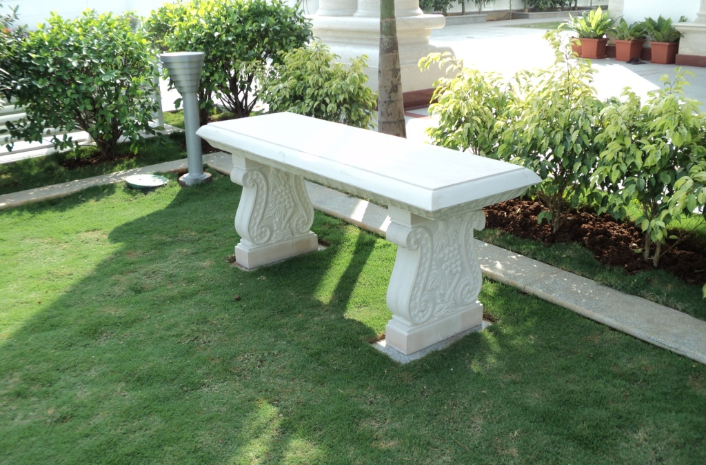 White Marble Garden Bench with Fluted Legs for Lawn