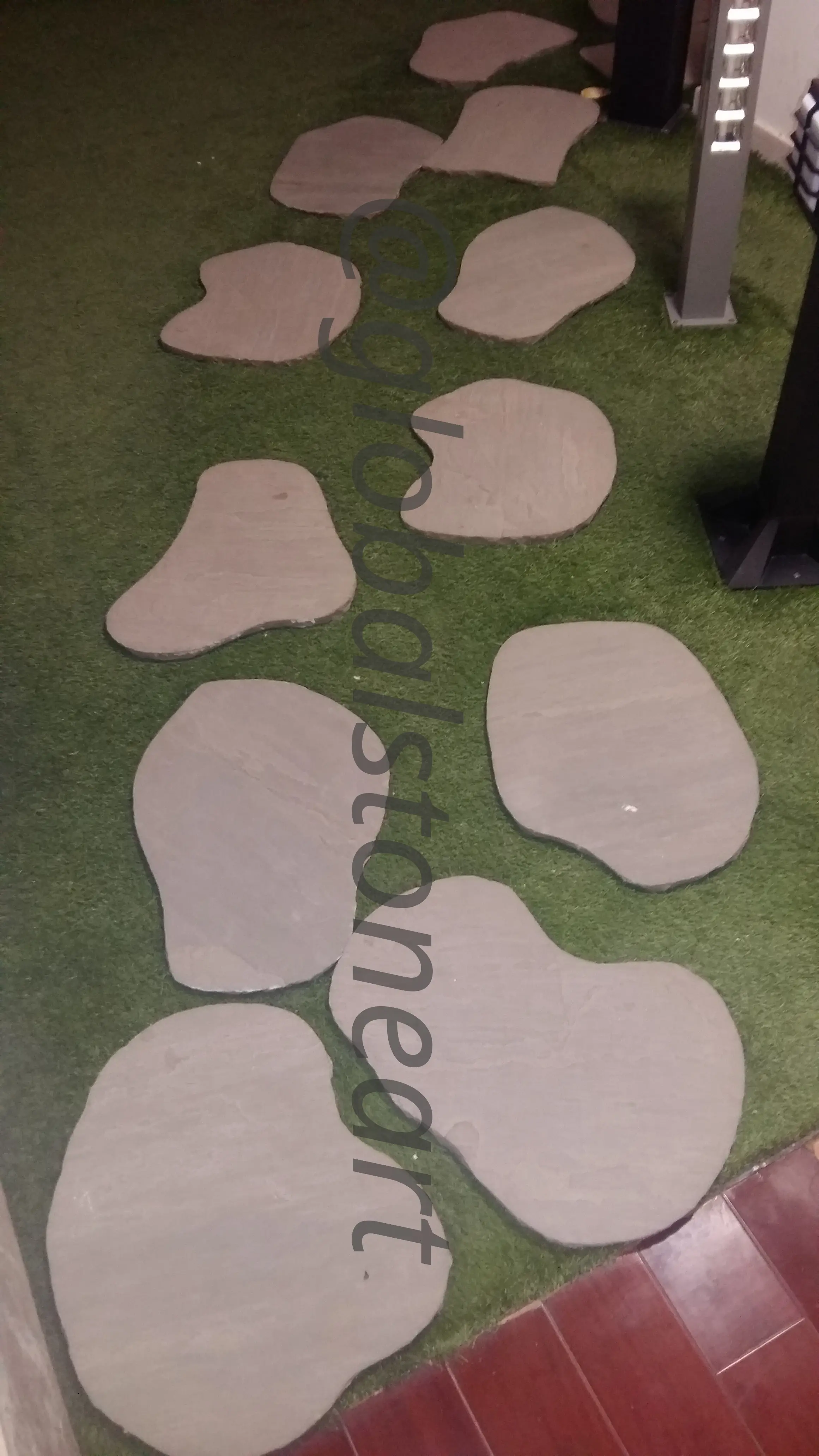 Natural Sandstone Pebble-Shape Stepping Stones for Path