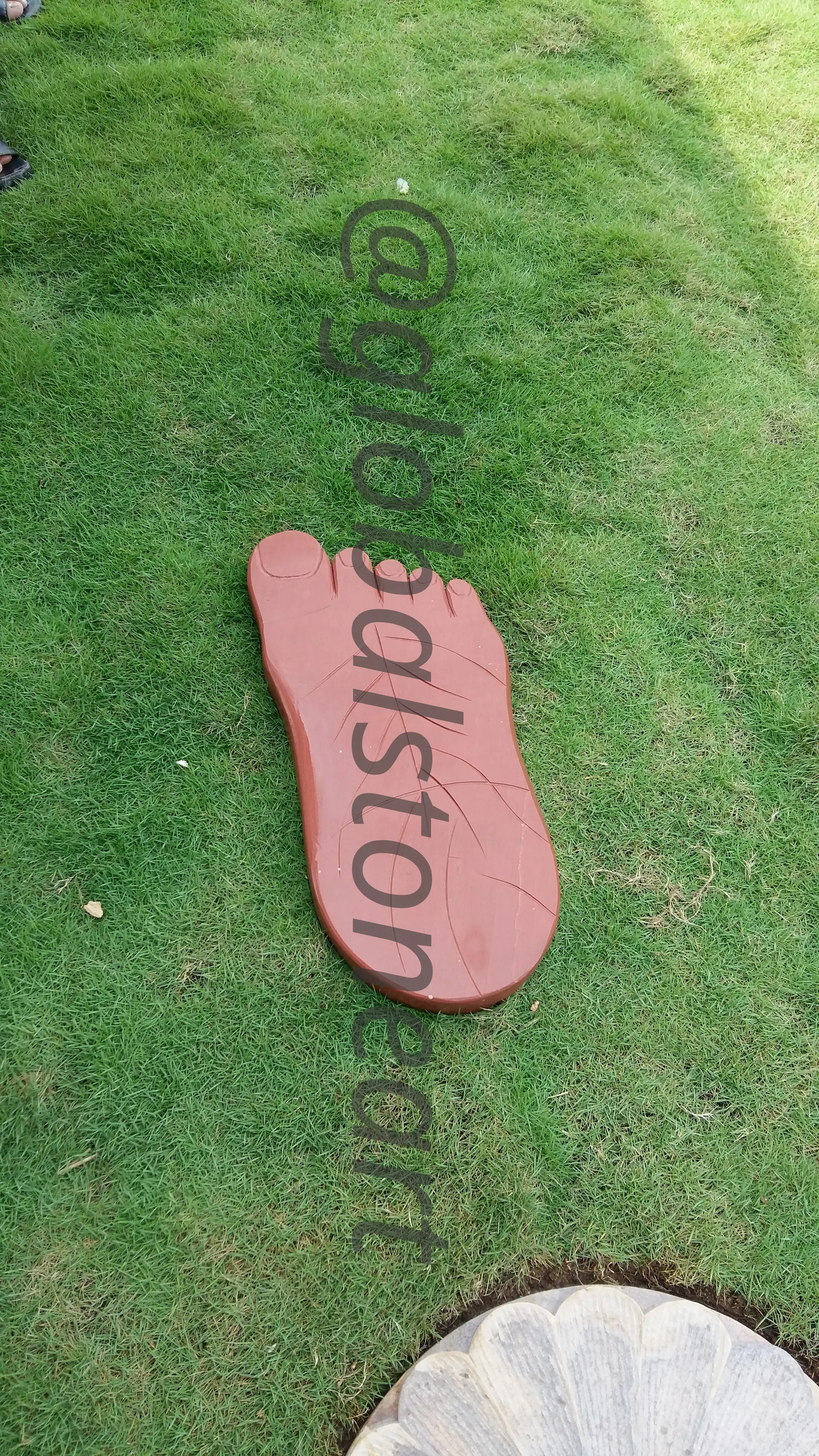 Carved Footprint Stepping Stone for Garden Lawn
