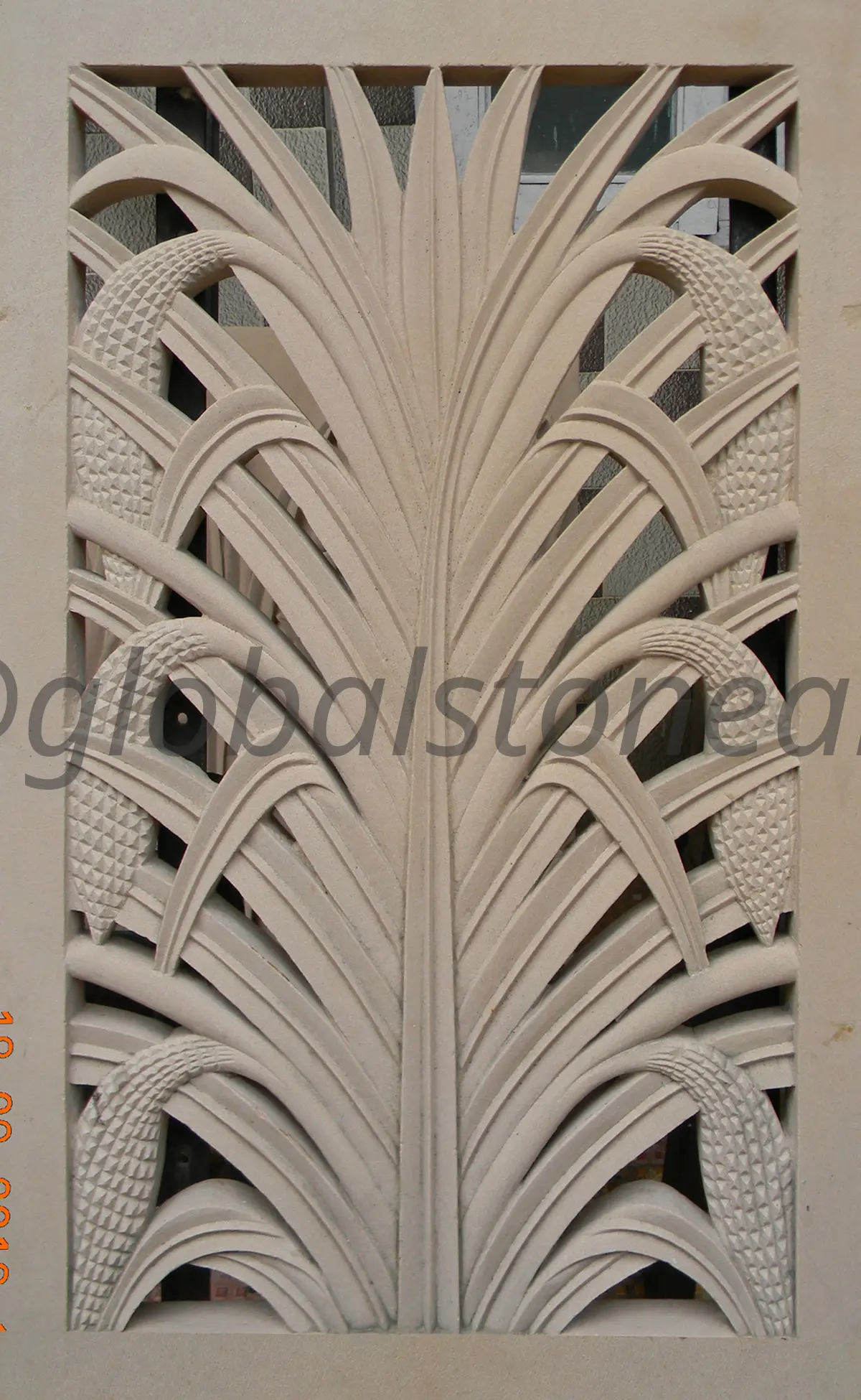 Palm Frond Carved Sandstone Jali Screen for Lawn