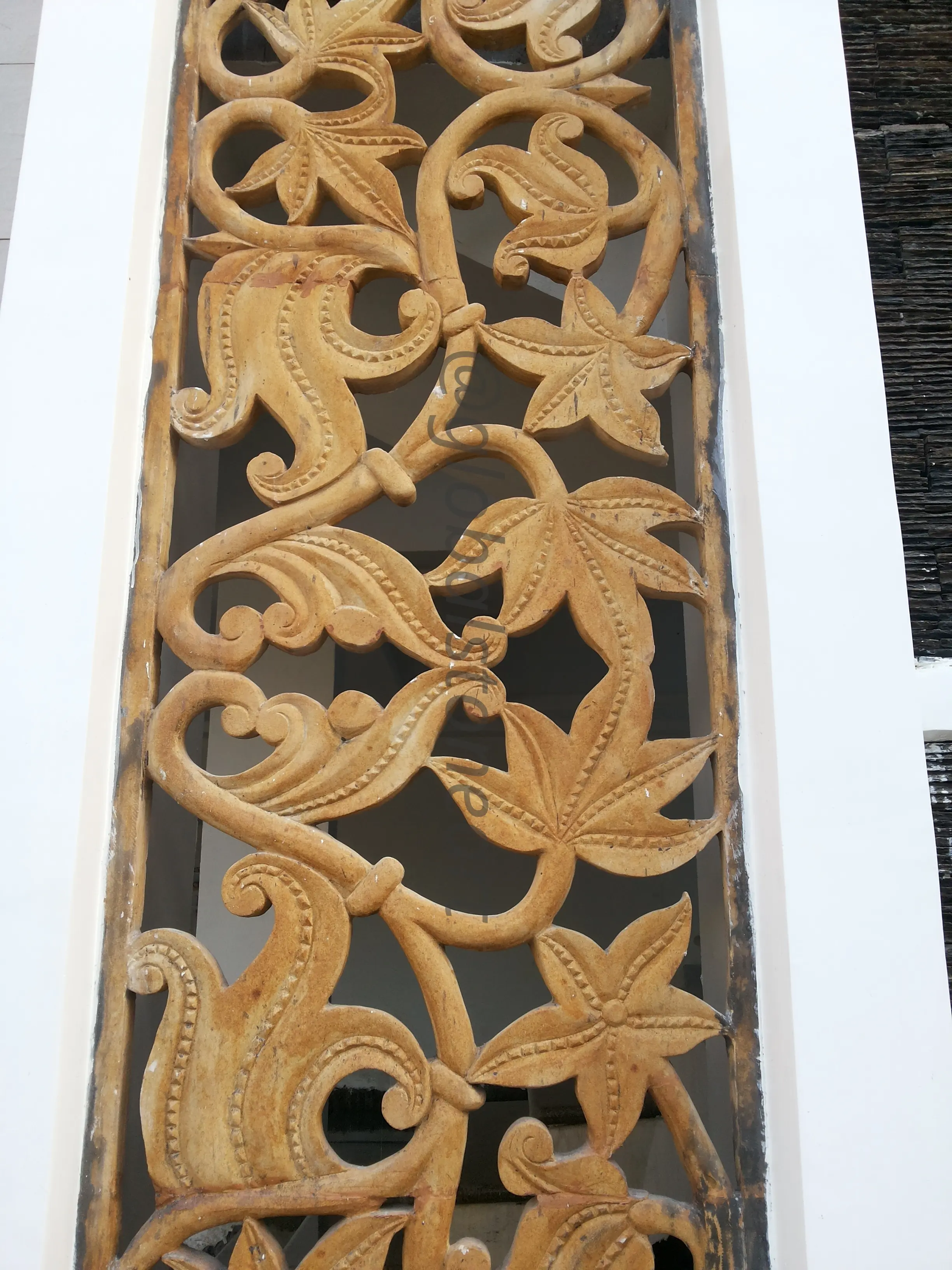 Maple Leaf & Scroll Sandstone Jali Facade Panel