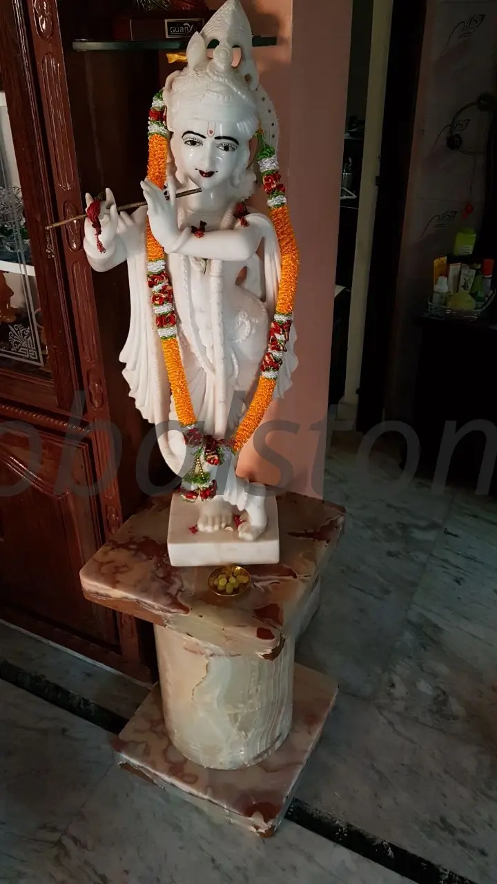 White Marble Krishna Murti with Garland for Pooja Room