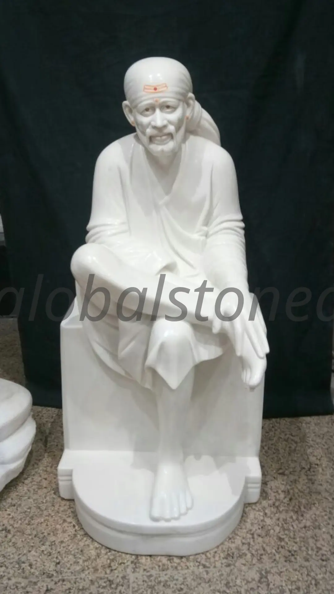Large White Marble Sai Baba Murti for Temple Sanctum