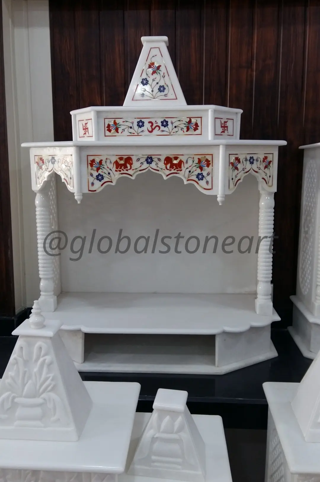 Compact White Marble Inlay Temple for Apartments